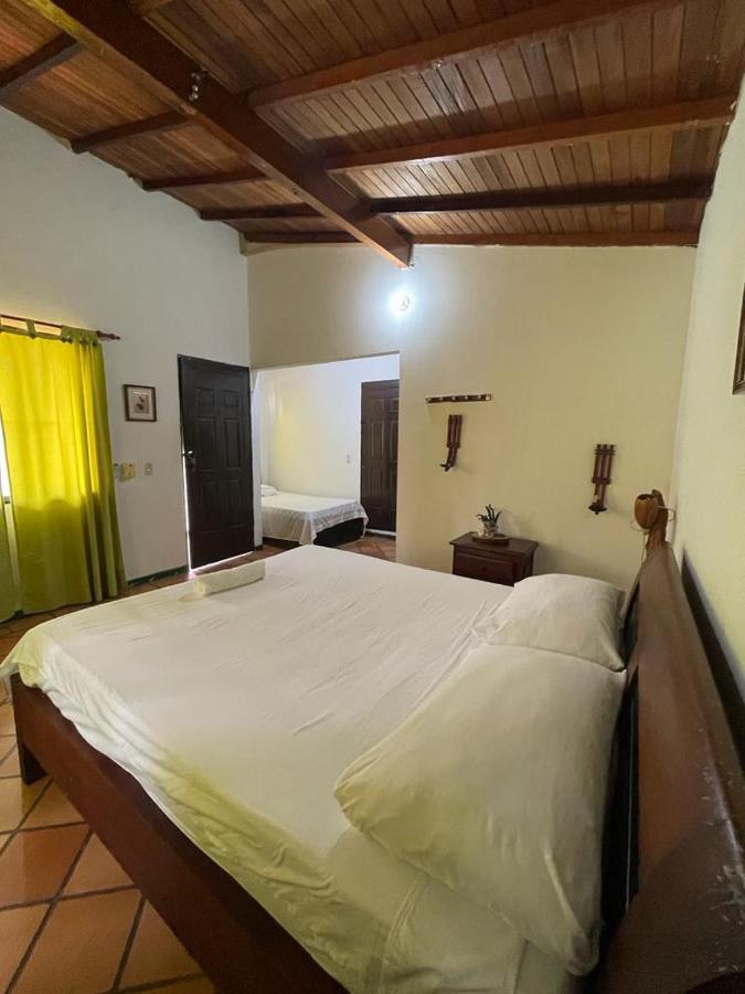 Hotel Candilejas Puerto Berrio Екстериор снимка